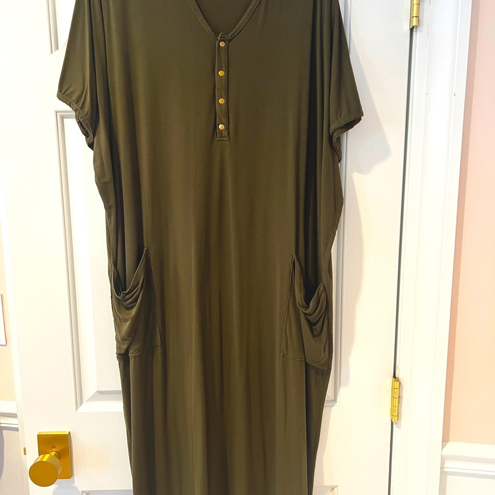 Dwell and Slumber Olive Maternity Cocoon Dress One Size